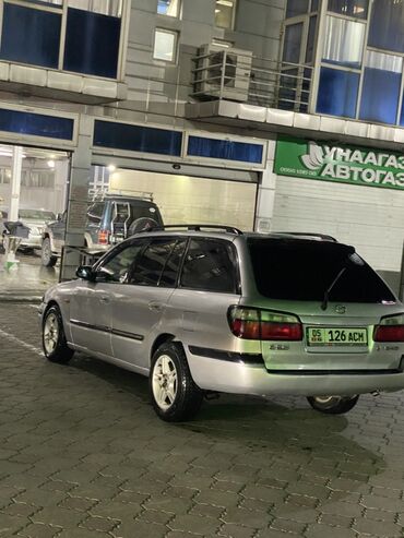 мазда фамил: Mazda 626: 1999 г., 2 л, Механика, Бензин, Универсал