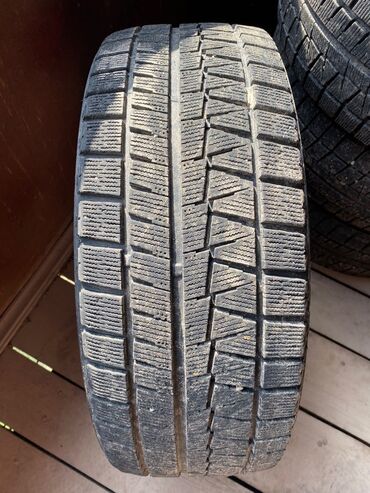 Шины: Шины 225 / 45 / R 18, Зима, Б/у, Комплект, Легковые, Япония, Bridgestone