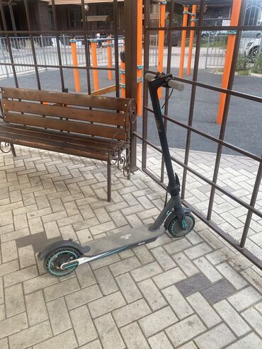 Другая автоэлектроника: Продаётся электро самокат, макимальная скорость 45 км/ч, есть три вида