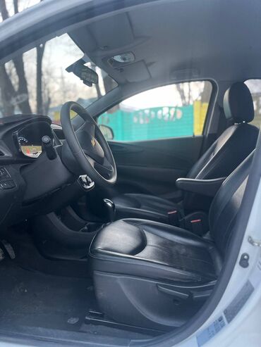 Chevrolet: Chevrolet Spark: 2021 г., Хэтчбэк — 18