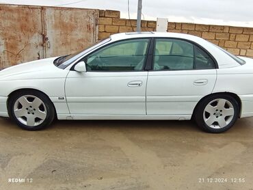 Opel: Opel Omega: 3.2 l | 2002 il 345468 km Sedan