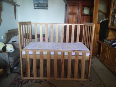 мебель для детей: Односпальная кровать, Для девочки, Для мальчика, Б/у