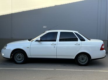 ВАЗ (ЛАДА): ВАЗ (ЛАДА) Priora: 2017 г., 1.6 л, Механика, Бензин, Седан — 9