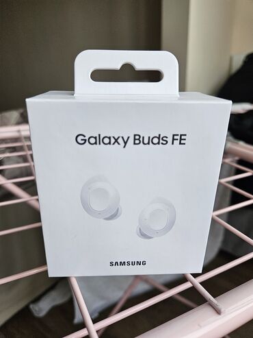 корпус белый: Продаю беспроводные наушники Samsung Galaxy Buds FE в нераспечатанной