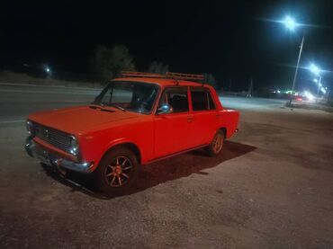 ВАЗ (ЛАДА): ВАЗ (ЛАДА) 2101: 1977 г., 1.5 л, Механика, Бензин, Седан — 1