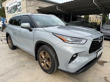 genesis авто: Toyota Highlander: 2022 г., 2.5 л, Вариатор, Гибрид, Кроссовер — 2
