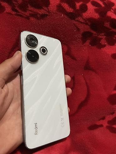 часы хуавей мужские: Смартфон Redmi (белый цвет, плоские грани) - Тонкий корпус с матовой — 1