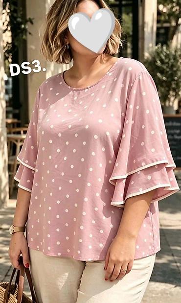 prepravka odece: Majica/tunika za punije
2XL 3XL 4XL
Cena : 2350 dinara 👜 — 1
