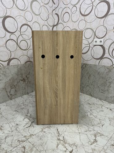 Ofis masaları: Satılır: Ofis Masası Ölçülər: 	•	Uzunluq: 110 sm 📏 	•	En: 50 sm 📏 — 7