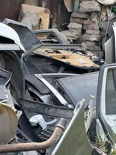 Другие детали кузова: Различные кузовные детали для корейской автомашин автомобилей. В — 2