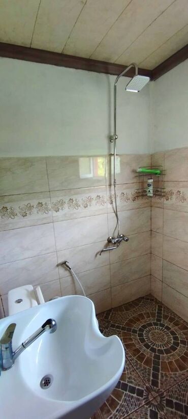 Bağ evlərinin kirayəsi: 100 kv. m, 4 otaqlı, Hovuzsuz, Qaz, Su, İnternet — 12