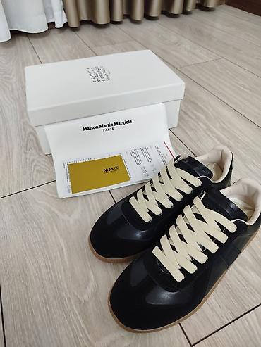 Мужские кроссовки, 39, Maison Martin Margiela, Новый, цвет - Черный at lalafo.kg Мужские кроссовки, 39, Maison Martin Margiela, Новый, цвет - Черный