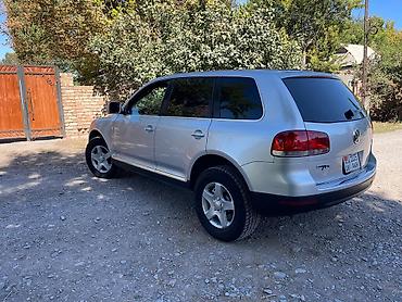 малометражки авто: Volkswagen Touareg: 2004 г., 3.2 л, Автомат, Бензин, Кроссовер — 1