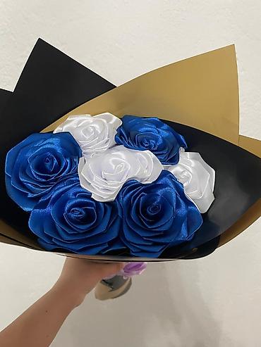 Декоративные цветы: СРОЧНО ❗❗ продаются готовые букеты 💐 из атласных лент также по штучно — 3