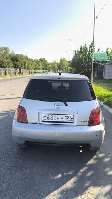 таета креста: Toyota ist: 2002 г., 1.3 л, Автомат, Бензин, Хэтчбэк