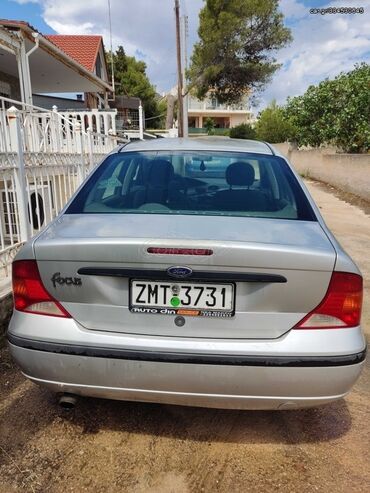 Transport: Ford Focus: 1.4 l | 2002 year | 271000 km. Limousine