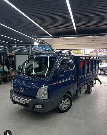 Hyundai Porter II (Porter 2) — компактный грузовик с бортовой