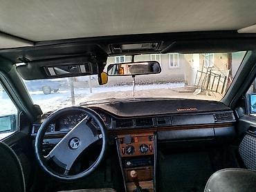 bmw рул: Mercedes-Benz W124: 1991 г., 2.3 л, Кол менен иштөөчү, Газ, Седан — 4