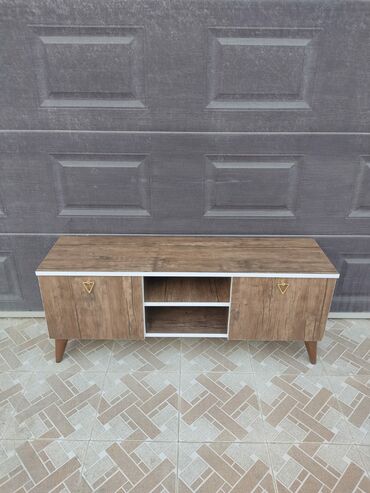 TV altlığı: Yeni, Künc Tv altlığı, Polkalı, Laminat, Azərbaycan — 25