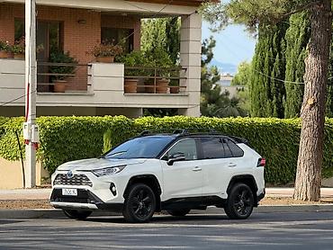 корай 5: Toyota RAV4: 2021 г., 2.5 л, Вариатор, Гибрид, Кроссовер — 9
