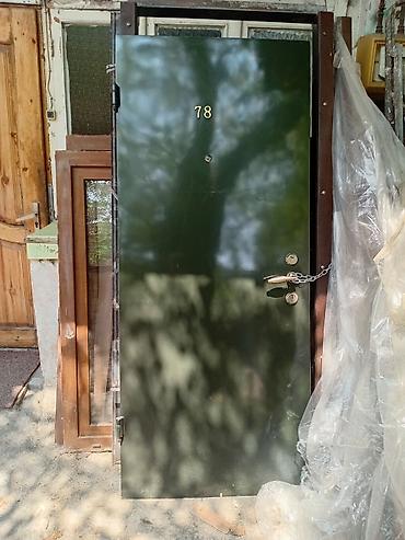 Metall giriş qapısı – yaşıl rəng, 78 nömrəli - Material: polad/metal