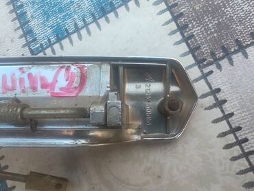 Auto delovi: Kvake vrata sa dva kluca Lada 2121,21213,21214 Niva br.2. Polovno — 7