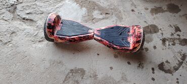 hoverboard qiyməti: Б/у Гироскутер 10.5", 751 - 1000 Вт, > 35 км/ч, Самовывоз