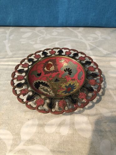 Əntiq qablar: Antik Latun qablar balacalar 25 m boyuk 40 manat — 8