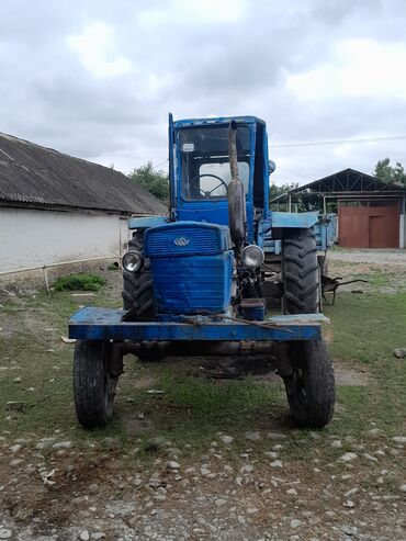 t28 traktorlar: Traktor T28 1990 il, 1000 at gücü, motor 10 l, İşlənmiş