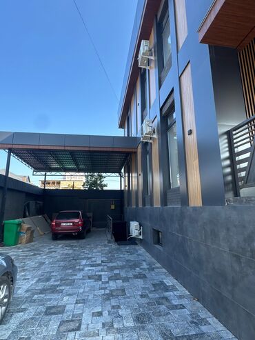 сдача квартир на долгий срок: Сдаю Офис, 100 м², В бизнес центре, С оборудованием, С отдельной кухней, С отдельным сан узлом