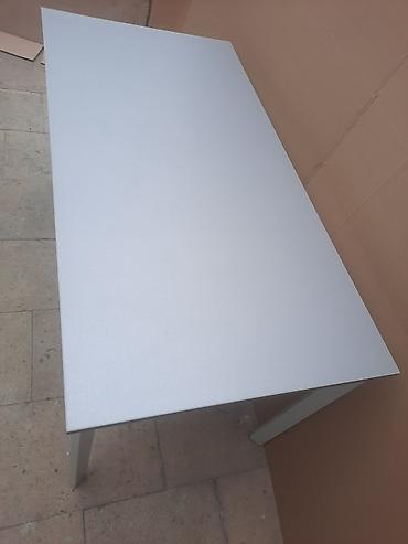 Офисная мебель на заказ: Metall çərçivəli, minimal dizaynda iş/masaüstü masa. Xüsusiyyətlər: - — 4
