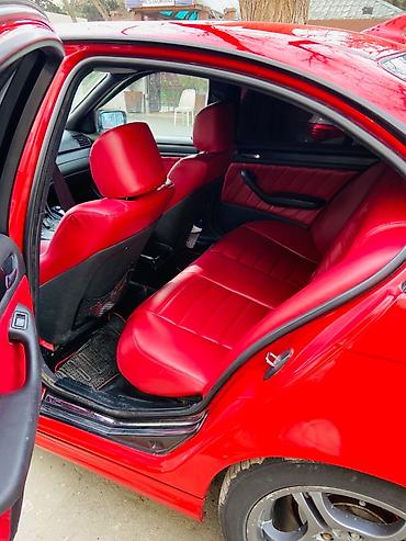 BMW: BMW 320: 2.2 l | 2001 il Sedan — 2