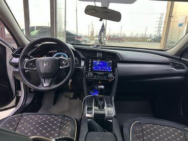 Honda: Honda Civic: 2017 г., 2 л, Вариатор, Бензин, Седан — 8