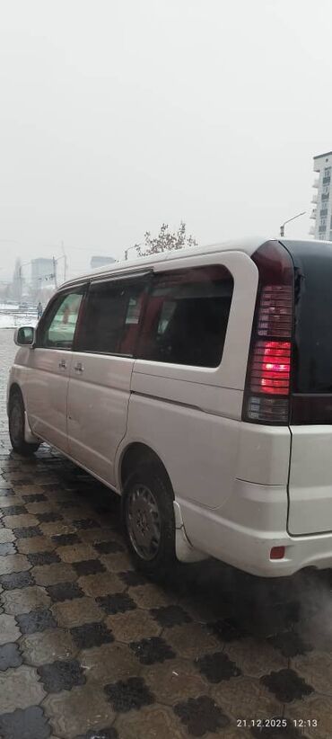 Honda: Honda Stepwgn: 2004 г., 2 л, Автомат, Бензин, Минивэн — 4