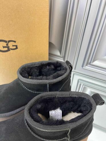 Ugg obuća: Ugg mini čizme, bоја - Bež, 41 — 7
