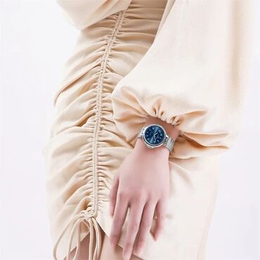 Qol saatları: Qadın saatı Naviforce 
Yeni model — 2