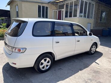 продажа авто матиз б у: Toyota Gaia: 2000 г., 2 л, Автоматические, Бензин, Минивэн