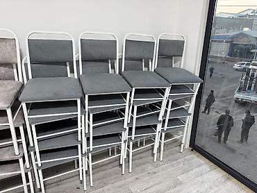 стеклянный обеденный стол: Обеденные комплекты: прямоугольный стол + 8 стульев Особенности: - — 8