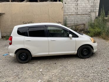 Honda: Honda Fit: 2001 г., 1.3 л, Вариатор, Бензин, Хэтчбэк
