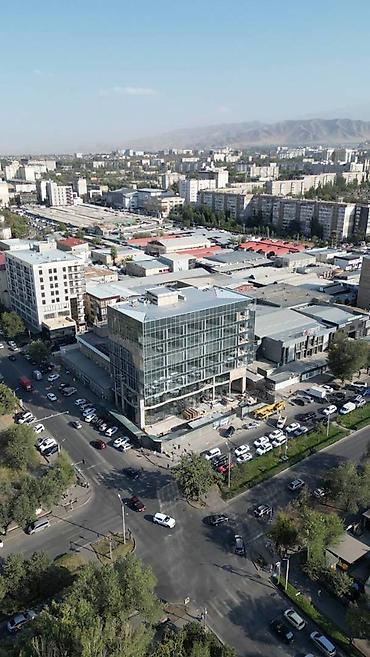 67: Продаются офисные помещения в новом бизнес центре «Монако» на первой — 2