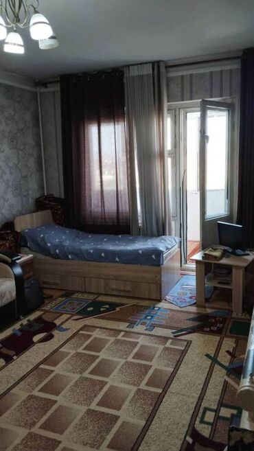 квартира за 30000 долларов: 1 комната, 34 м², 105 серия, 3 этаж