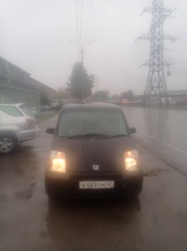 Honda: Honda Mobilio: 2002 г., 1.5 л, Автомат, Бензин, Минивэн