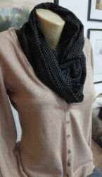 Džemperi, kardigani: M, Drugi tip na lalafo.rs — 6 Džemperi, kardigani: M, Drugi tip — 6