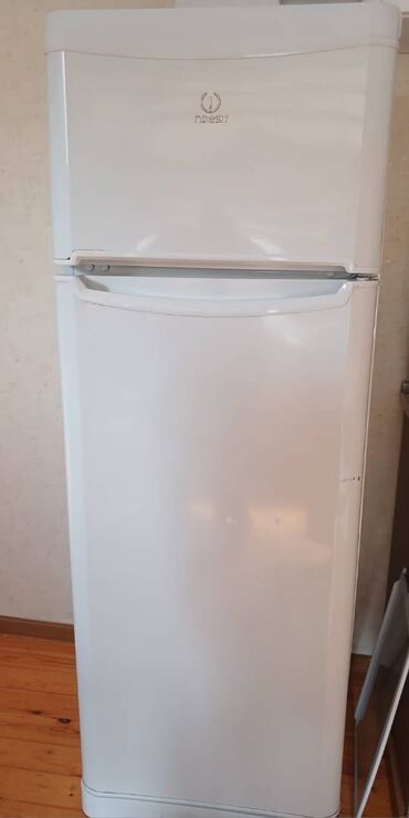 indesit ds 4160 s: 2 qapılı Indesit Soyuducu Satılır, rəng - Ağ