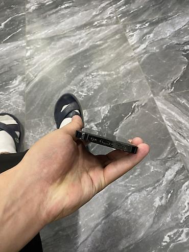 сколько стоит iphone 1: IPhone 14 Pro, Б/у, 128 ГБ, Черный, Зарядное устройство, Чехол, 81 % — 3