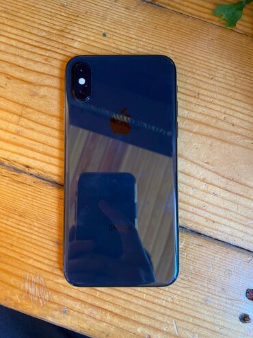 Apple iPhone: IPhone Xs, Б/у, 64 ГБ, Jet Black, Чехол, 79 %
