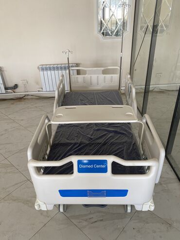 Медицинская мебель: Медицинский Много функциональный кровать с матрасом 
Новый