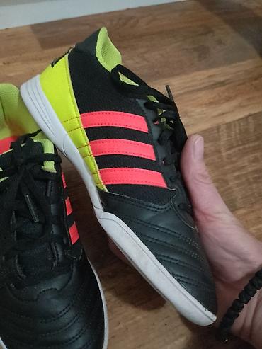 Kopačke: Adidas Sala patike za fudbal br 38 - Model: Adidas Sala (oznaka — 9