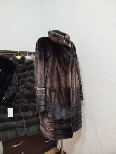 Шубы: Шуба, Норка, По колено, Италия, L — 5