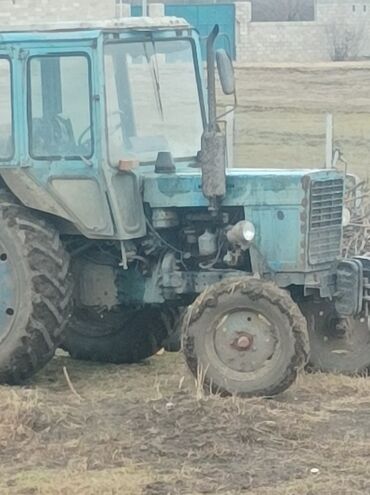 ipad 4: Traktor Belarus (MTZ) MTZ, 1992 il, 80 at gücü, motor 8 l, İşlənmiş